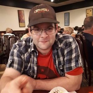 Meet your Posher, Marc andré